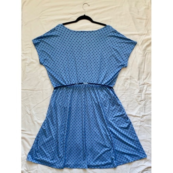 A-Line Blue Polka-Dot Dolman Sleeved Dress - Picture 5 of 6